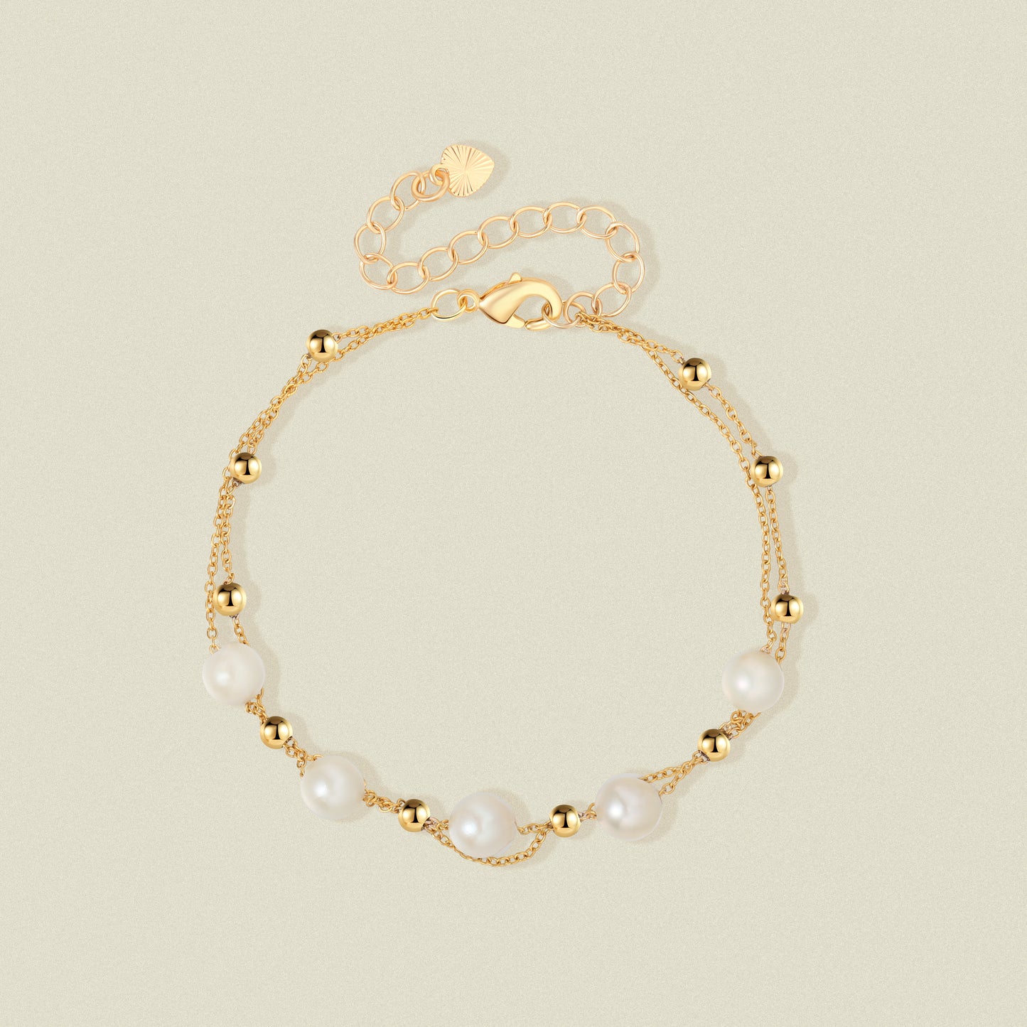 Glimmering Pearl Bracelet