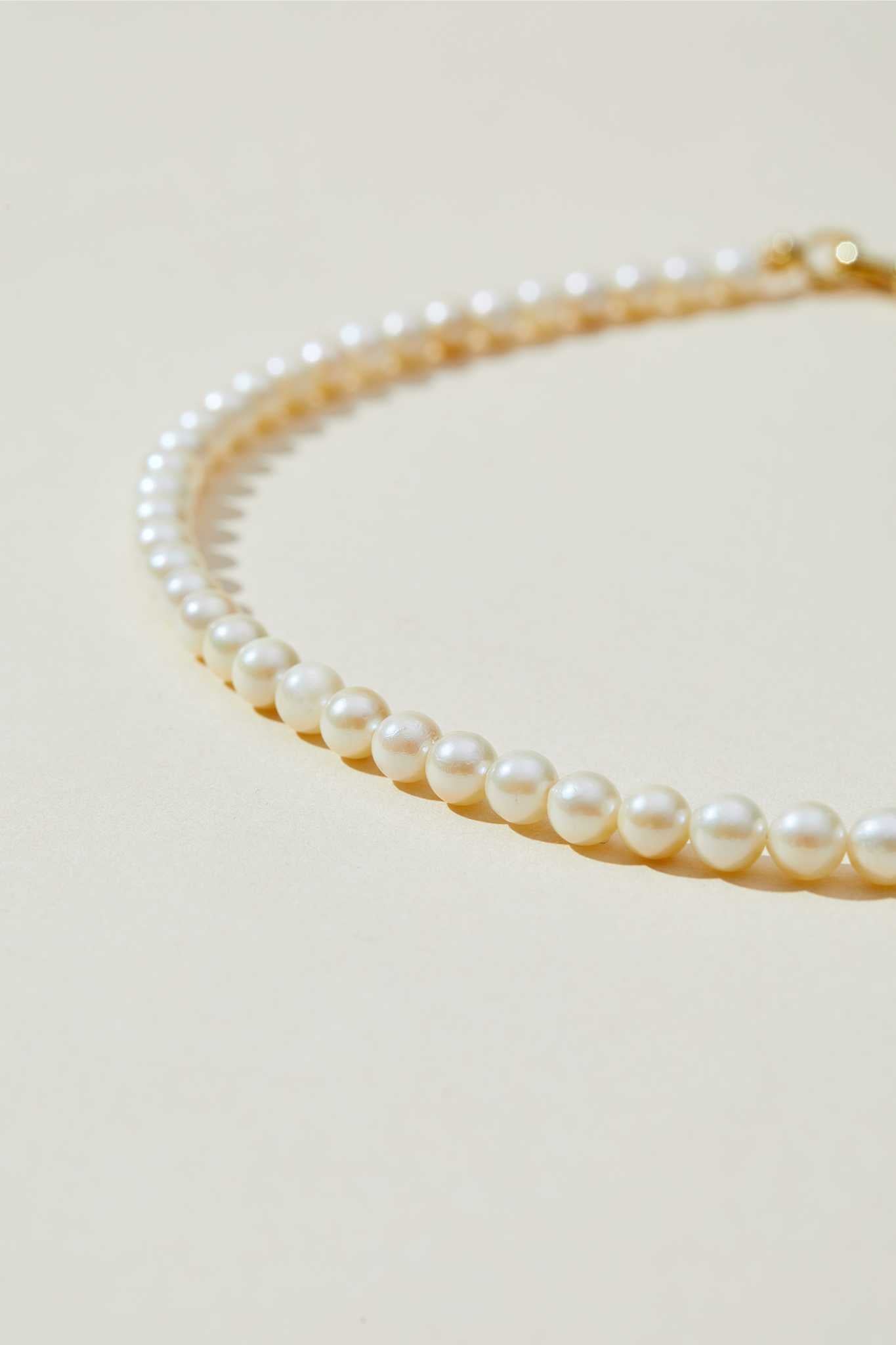 Oceanic Pearl Choker