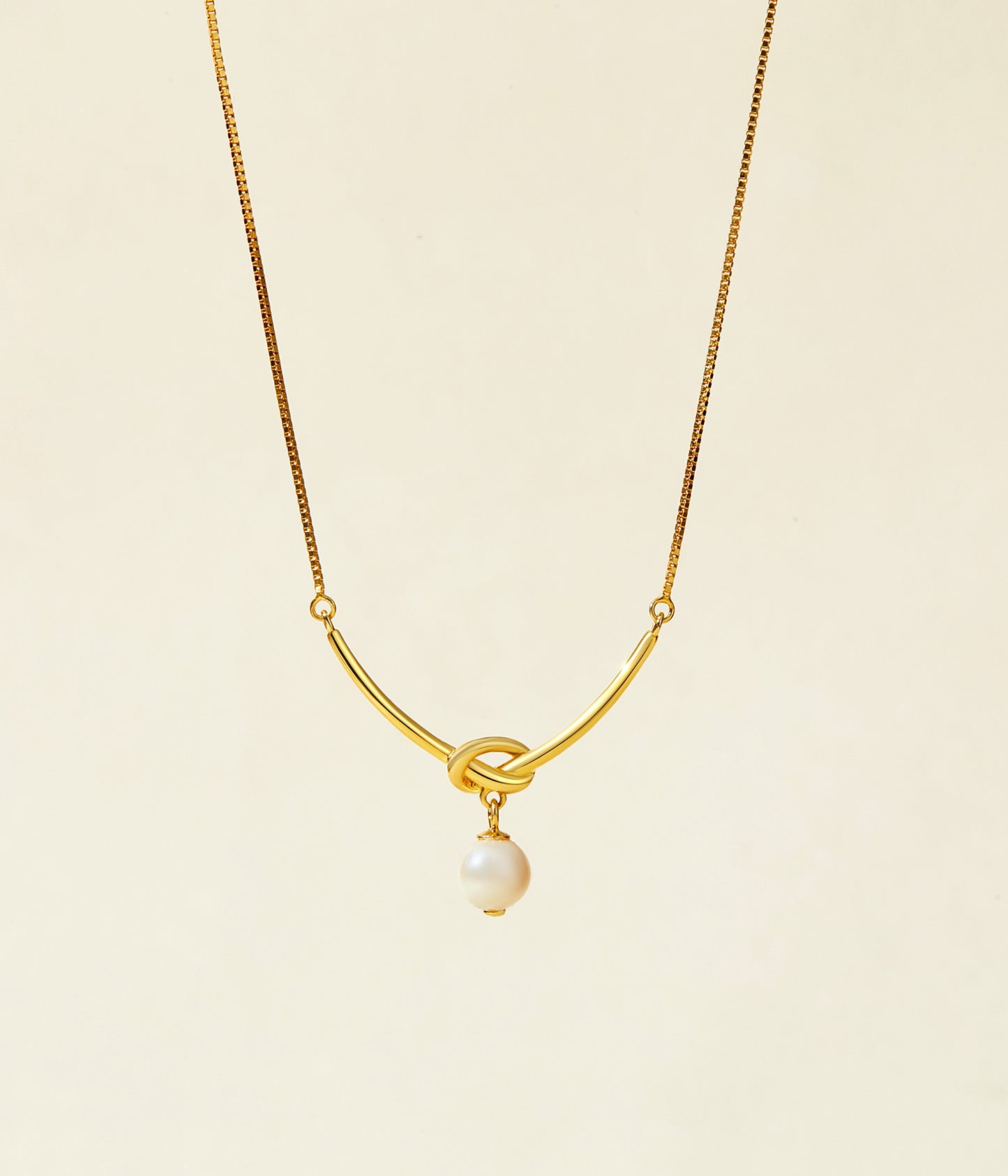 Promise Knots Pearl Necklace